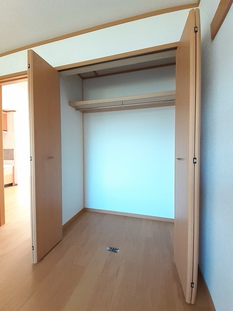 ソレアードエムＢ 収納