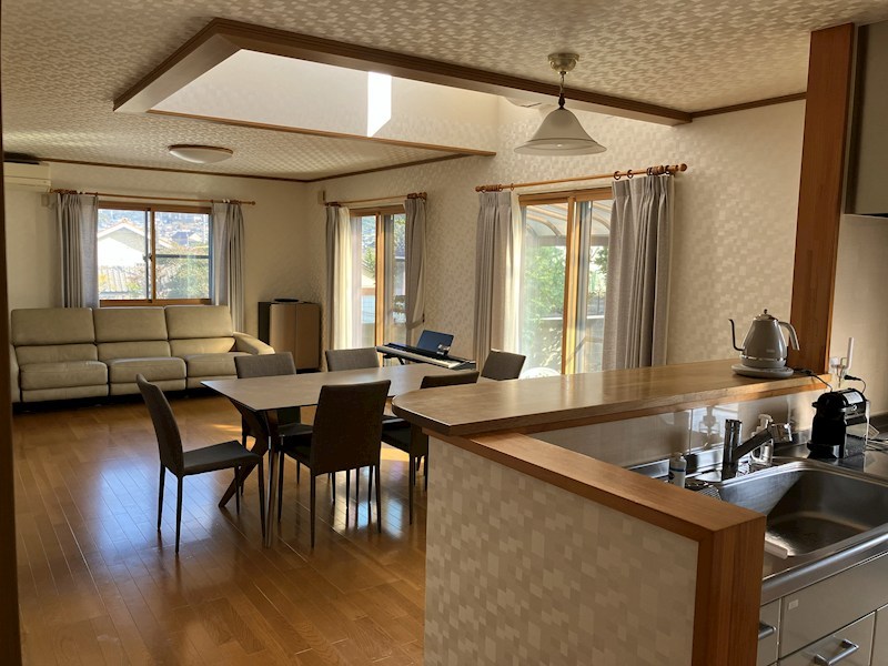 福岡県北九州市八幡西区下上津役２丁目 リビング