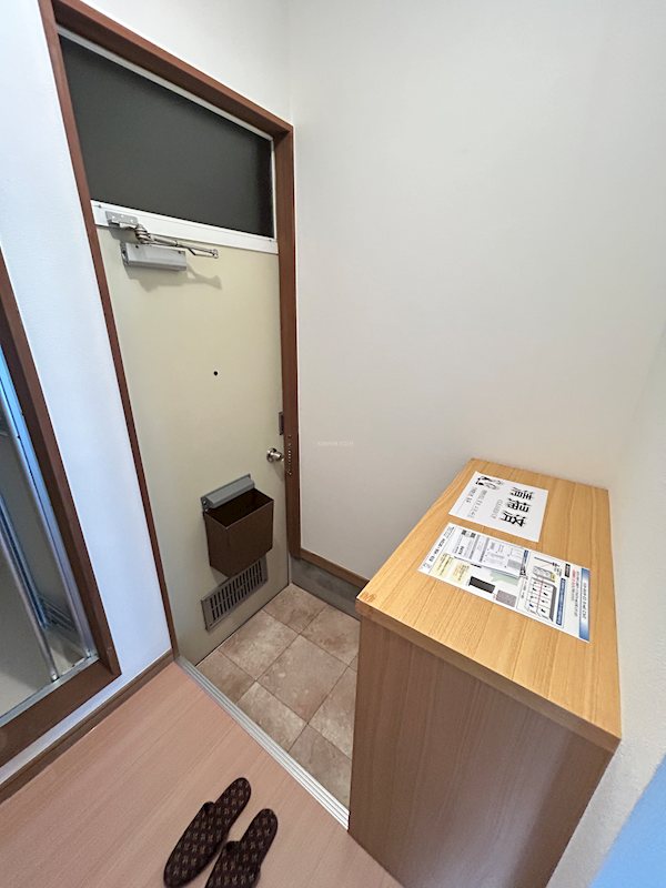 シャトー千枝 玄関
