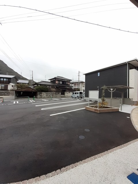 シャロームⅠ 駐車場