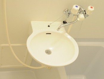 レオパレスかのん 洗面所