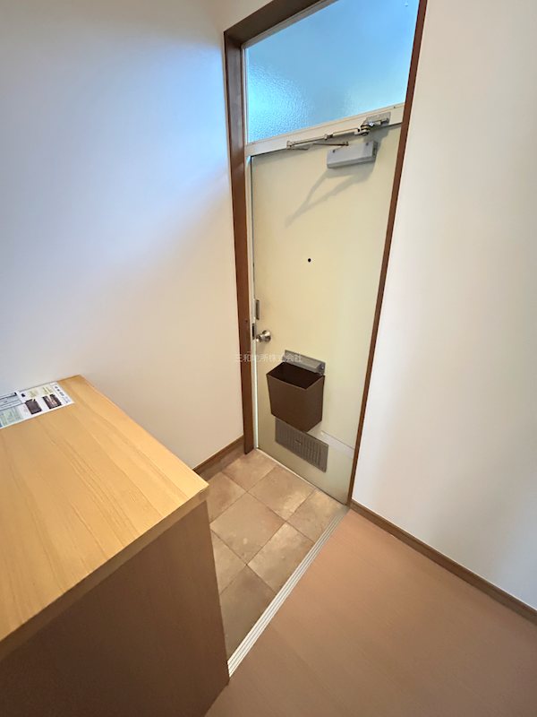 シャトー千枝 玄関