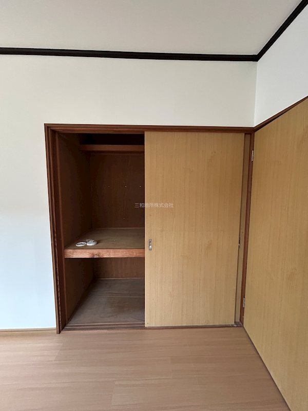 シャトー千枝 収納