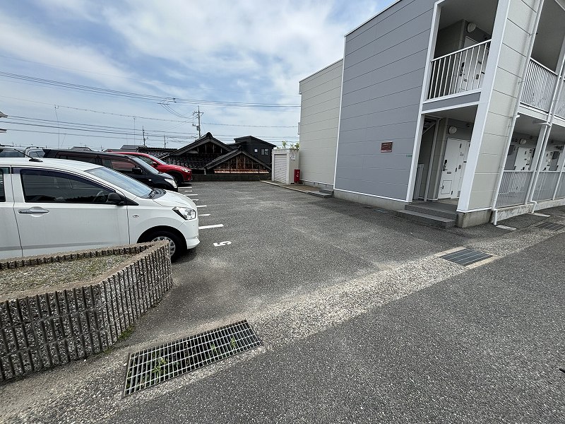 レオパレスルミエール王司 その他