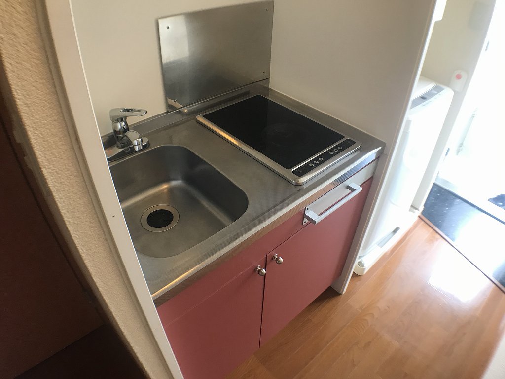 レオパレスルミエール王司 キッチン