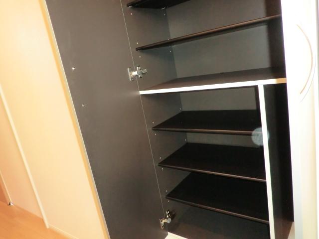 コンフォース栄 収納