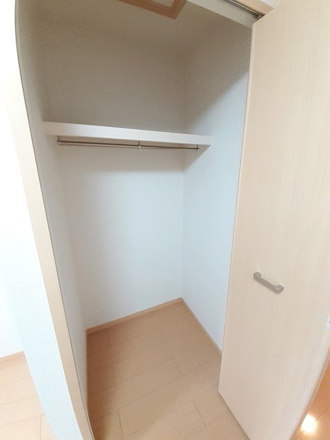 キャッスル安養寺Ｄ 収納