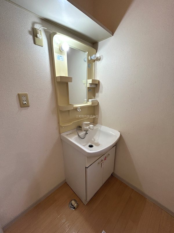 シャーメゾン侍町 洗面所