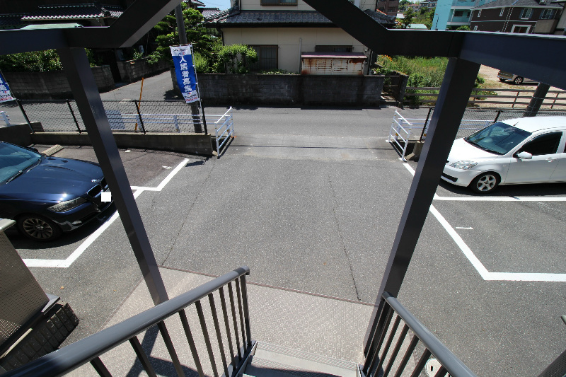 シャーメゾン侍町 駐車場
