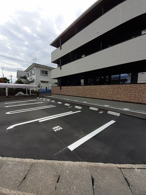 グランノア 駐車場