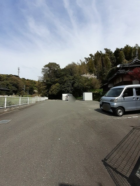 グラース 駐車場