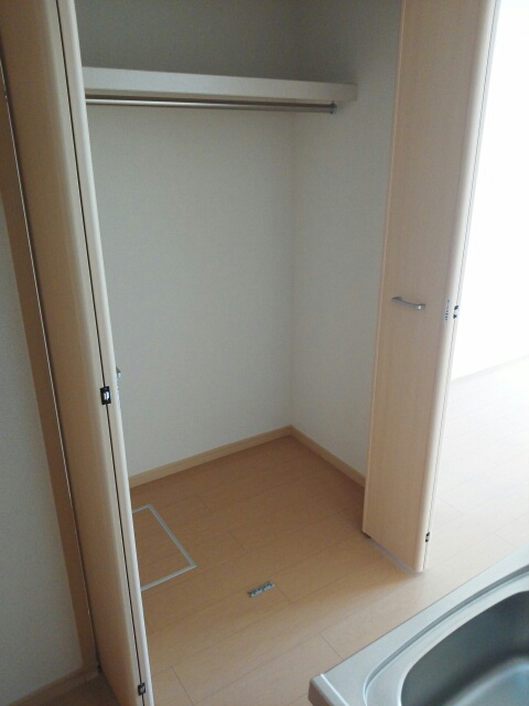 アクティフ長府Ⅱ 収納