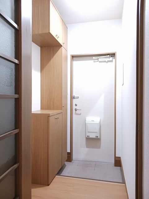 すみれ館Ⅲ 玄関