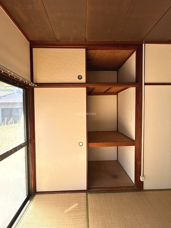 稗田中町F貸家 収納