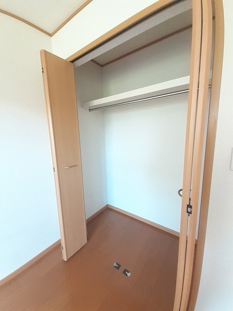 サニーレジデンス　Ⅰ番館 収納