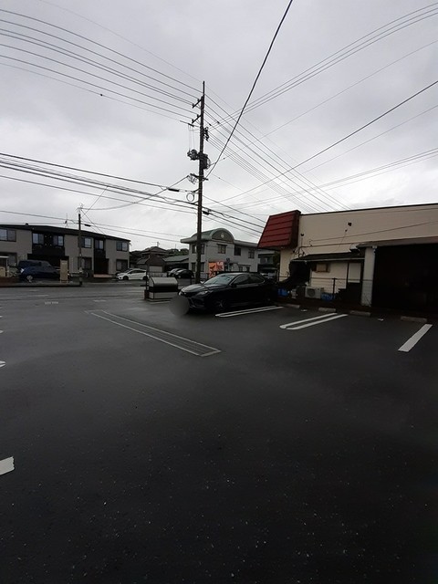 サンリットスクエア 駐車場