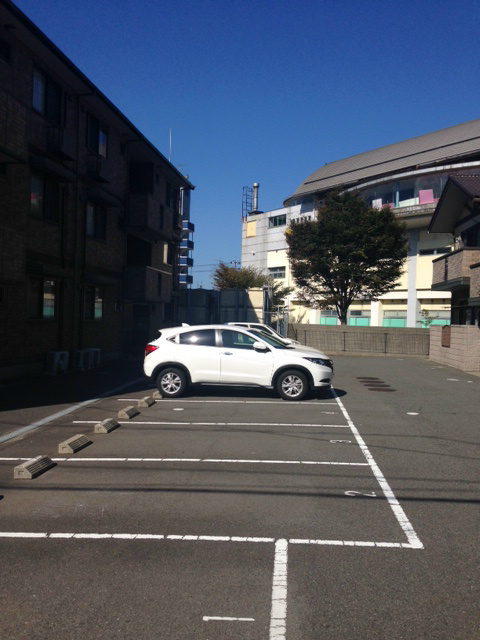 アーバンライフ５号館 駐車場