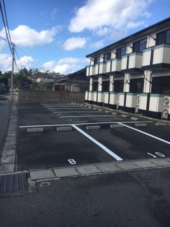 シャイン ルート 綾羅木 駐車場