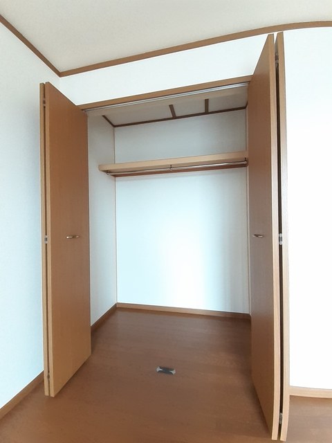 サンシャイン長府　Ⅱ 収納