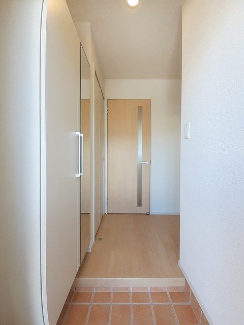 サニーレジデンス　Ⅲ番館 玄関