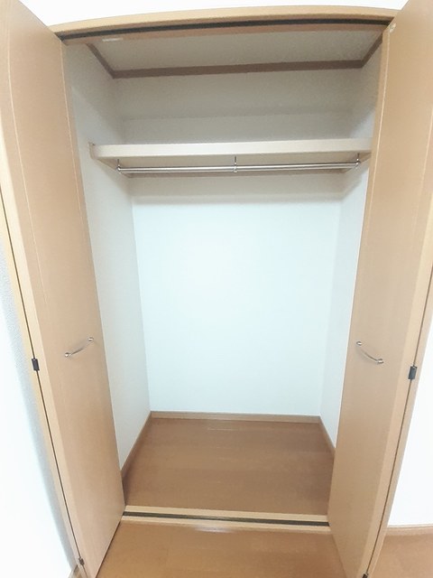ガーデンパレス秋根 収納