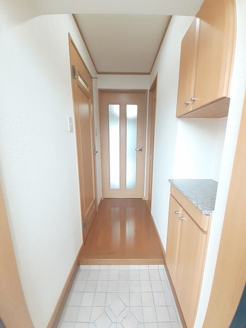 ガーデンパレス秋根 玄関