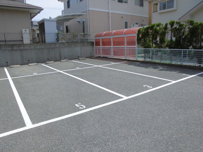 アドラブール その他