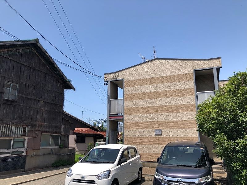 レオパレスラ　ヴィータ その他