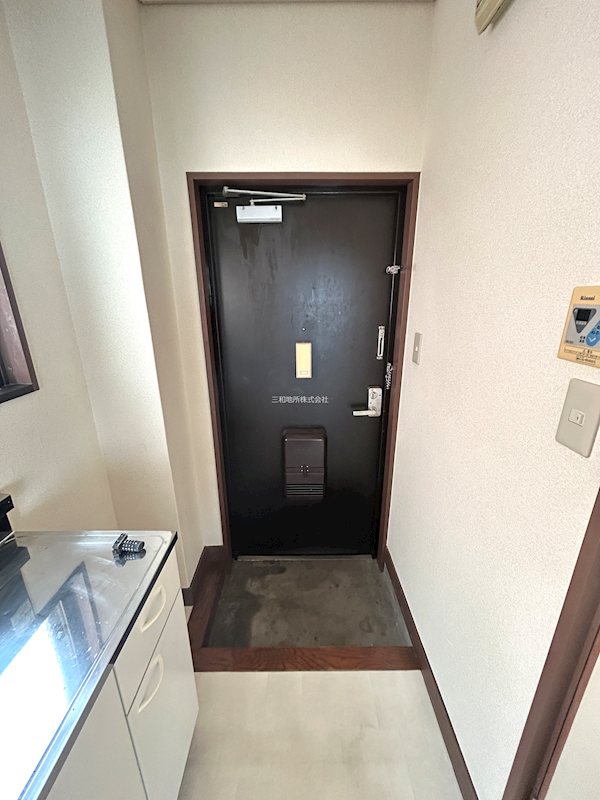 コーポ山の田 玄関