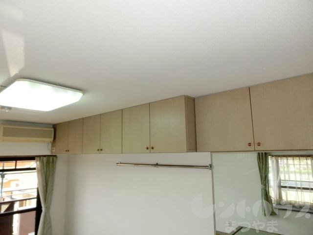 メモリー竹原 収納