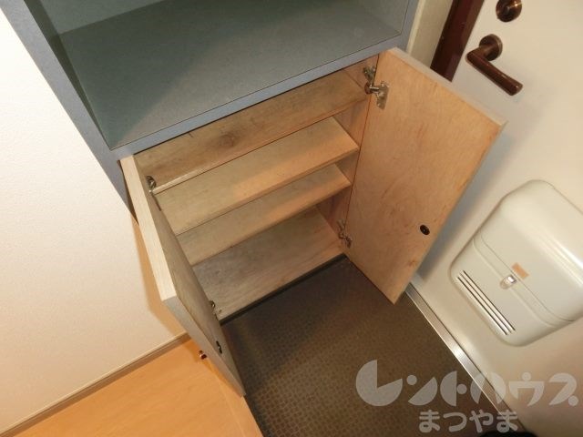 メモリー竹原 収納