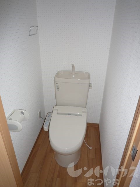 エルミオーレ清水町 トイレ