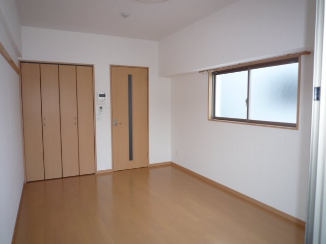 エルミオーレ清水町 リビング