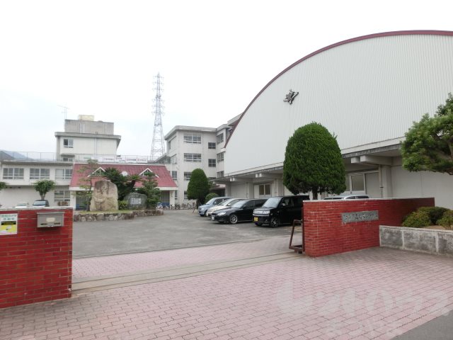 ユーミー乃万Ⅱ 小学校