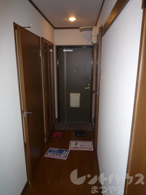 マンションT＆S 玄関