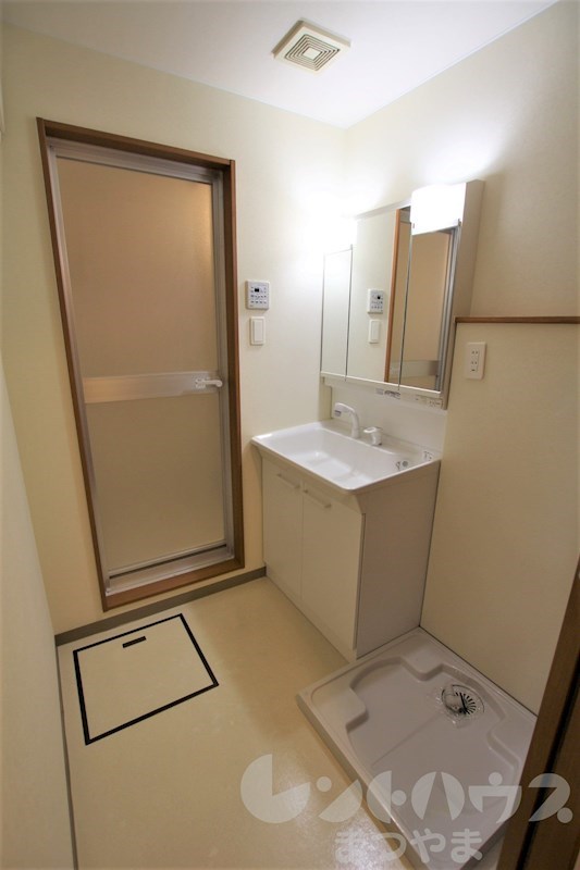 フェニックス本町 洗面所