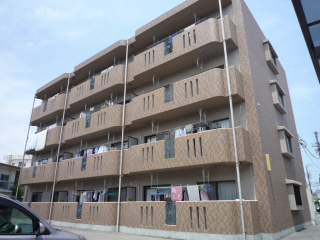 コンフォルト室町 外観