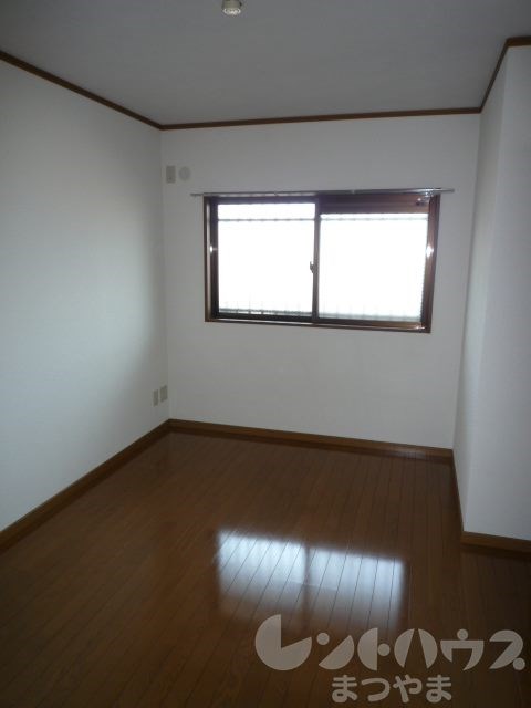 コンフォルト室町 ベッドルーム