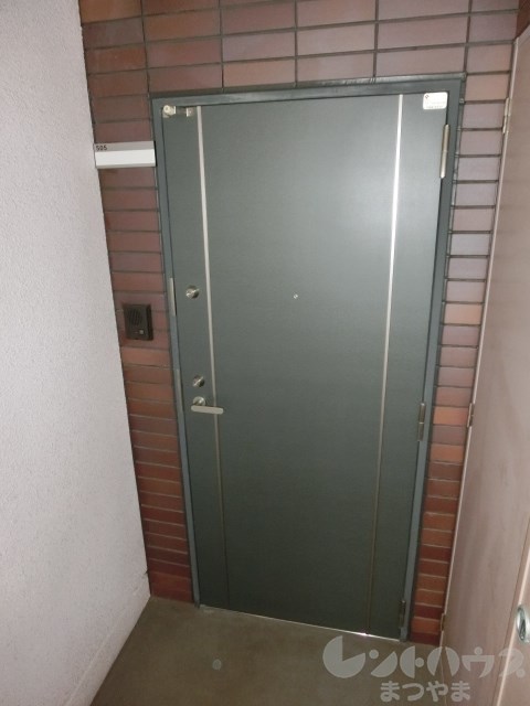 ヴァンベール東雲 玄関