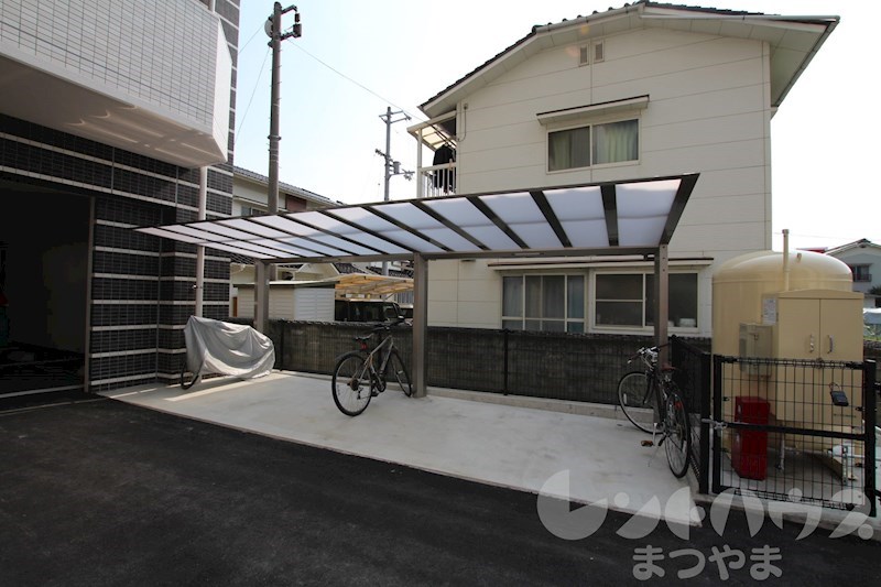 TREIZE RE UNION その他