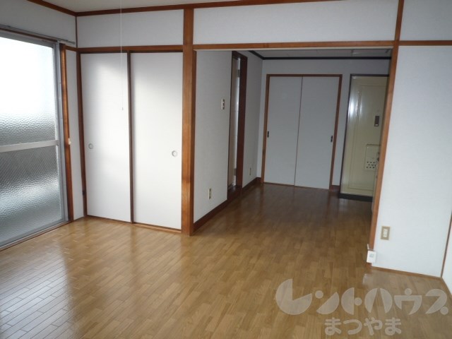 味酒ハイツ ベッドルーム