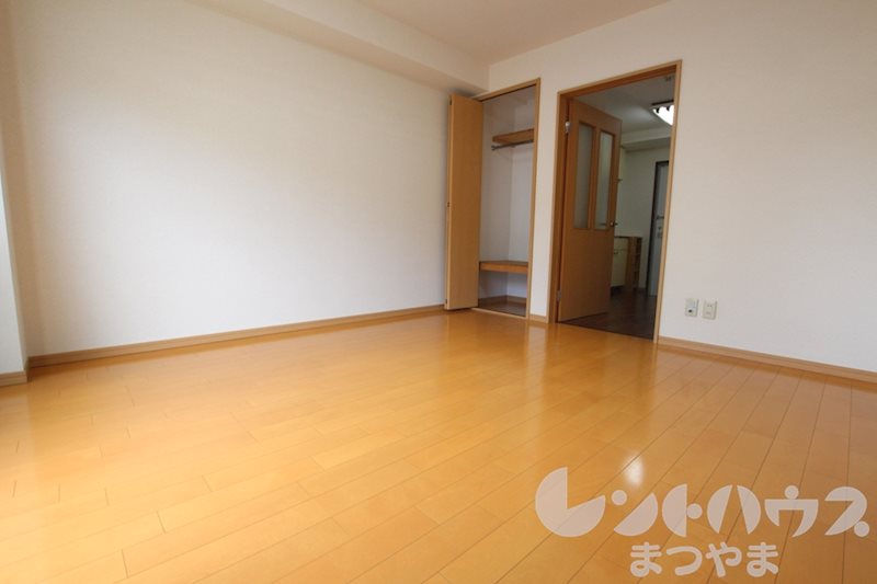 ハイツ島口 その他