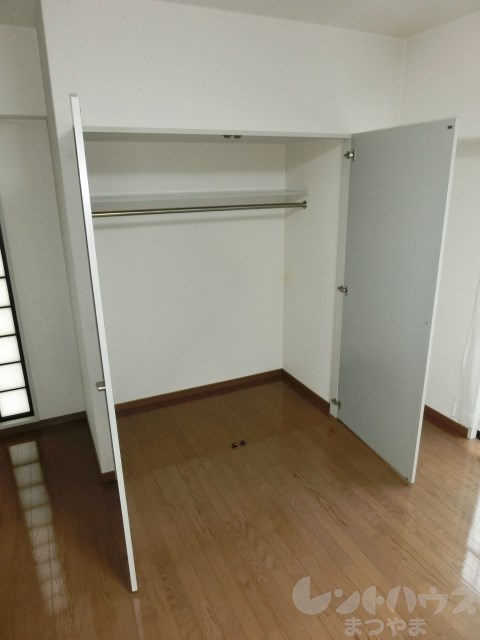 シャルマンコーポ湊町 収納