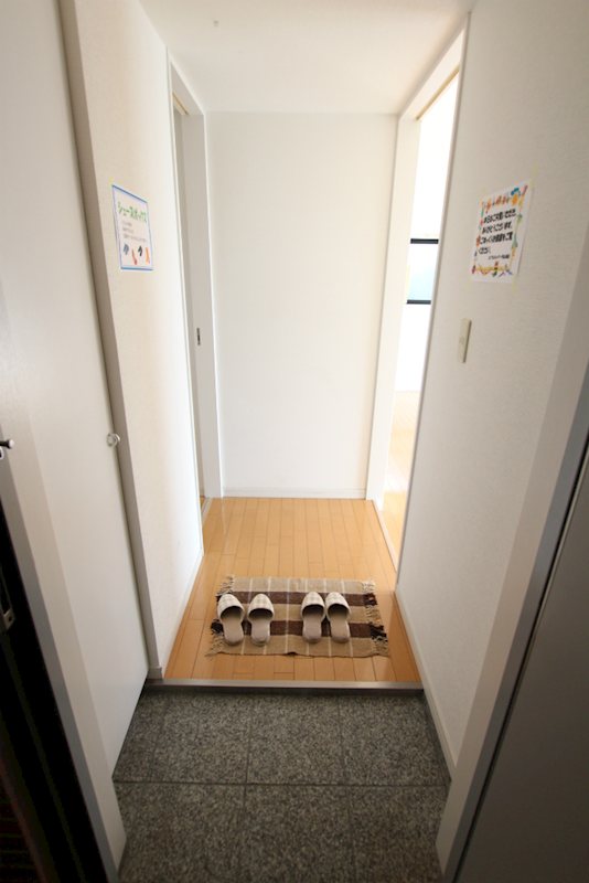スリースターズマンション 玄関