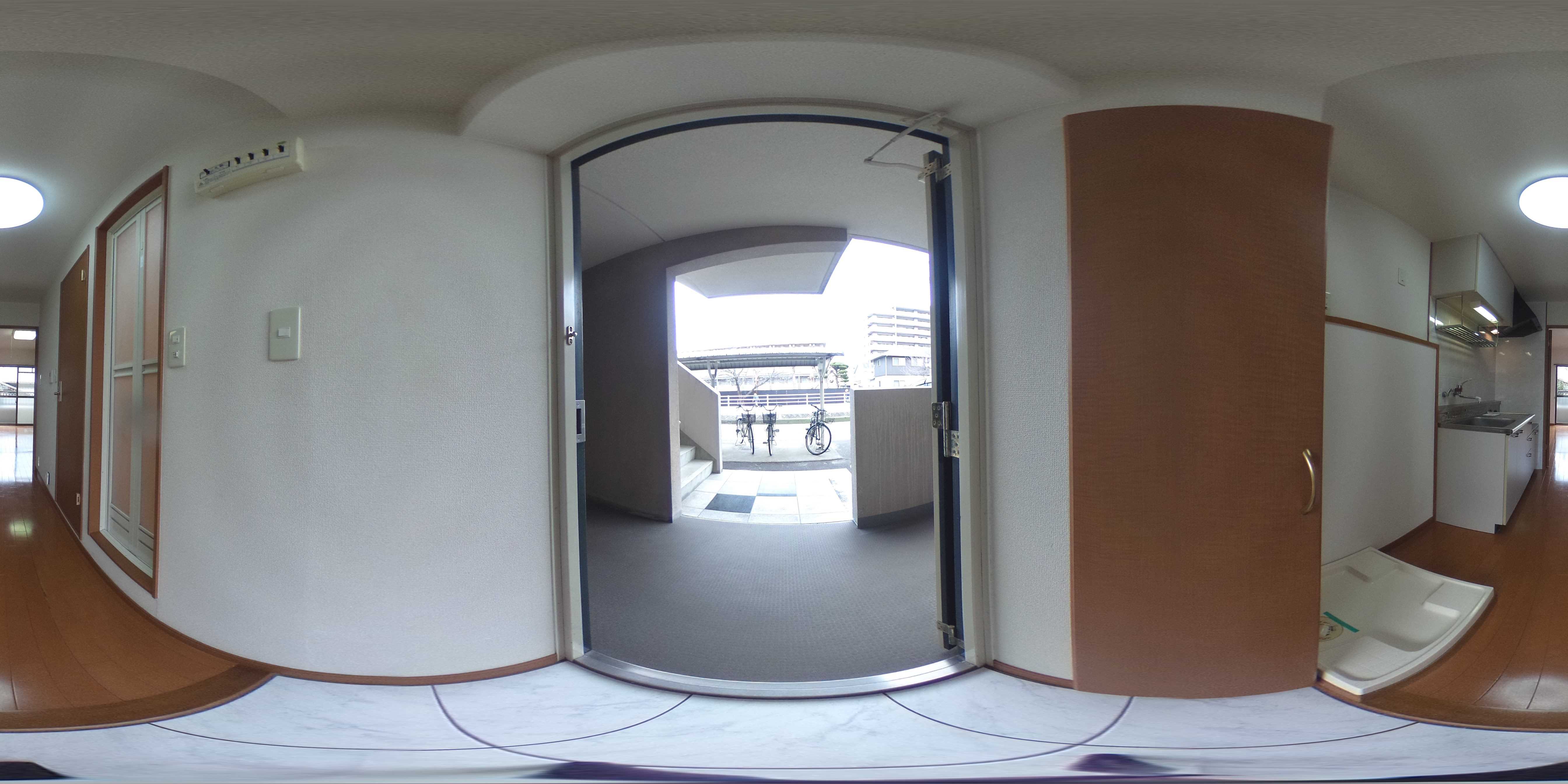 ルシオン木屋 玄関