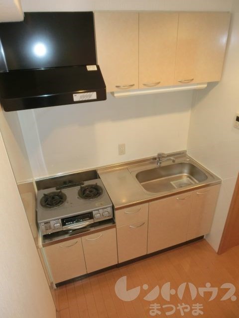 Rinchnarno n+ キッチン