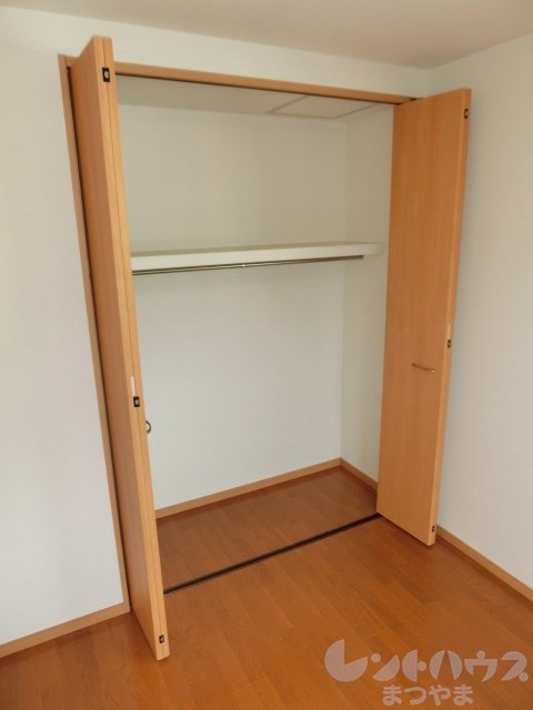 喜与町ジョア 収納