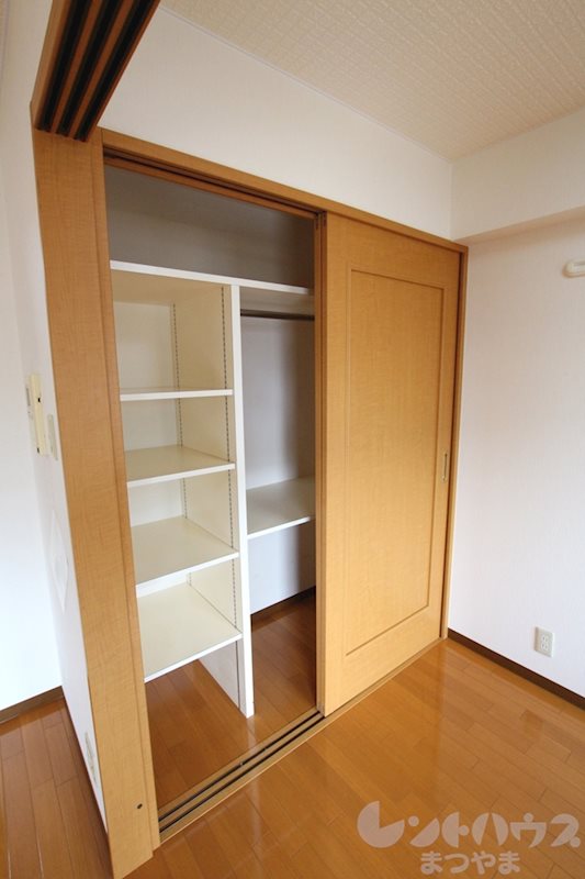 パークハイツコミセン前 収納