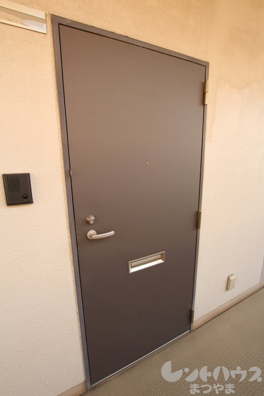 サンループ加藤 玄関