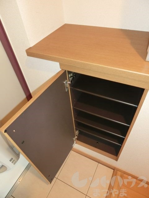 マリベールシミズ 収納
